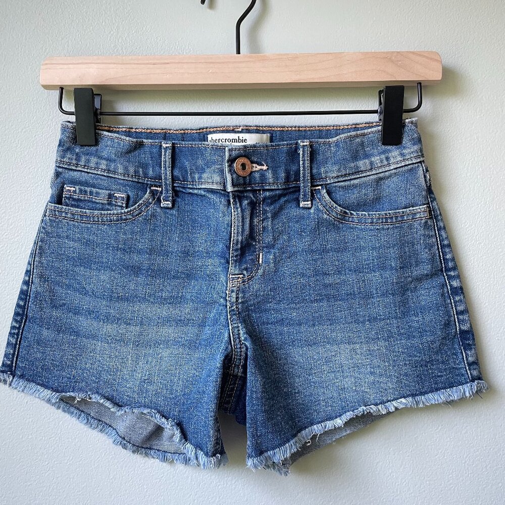 Abercrombie Kids girls mid rise midi shorts